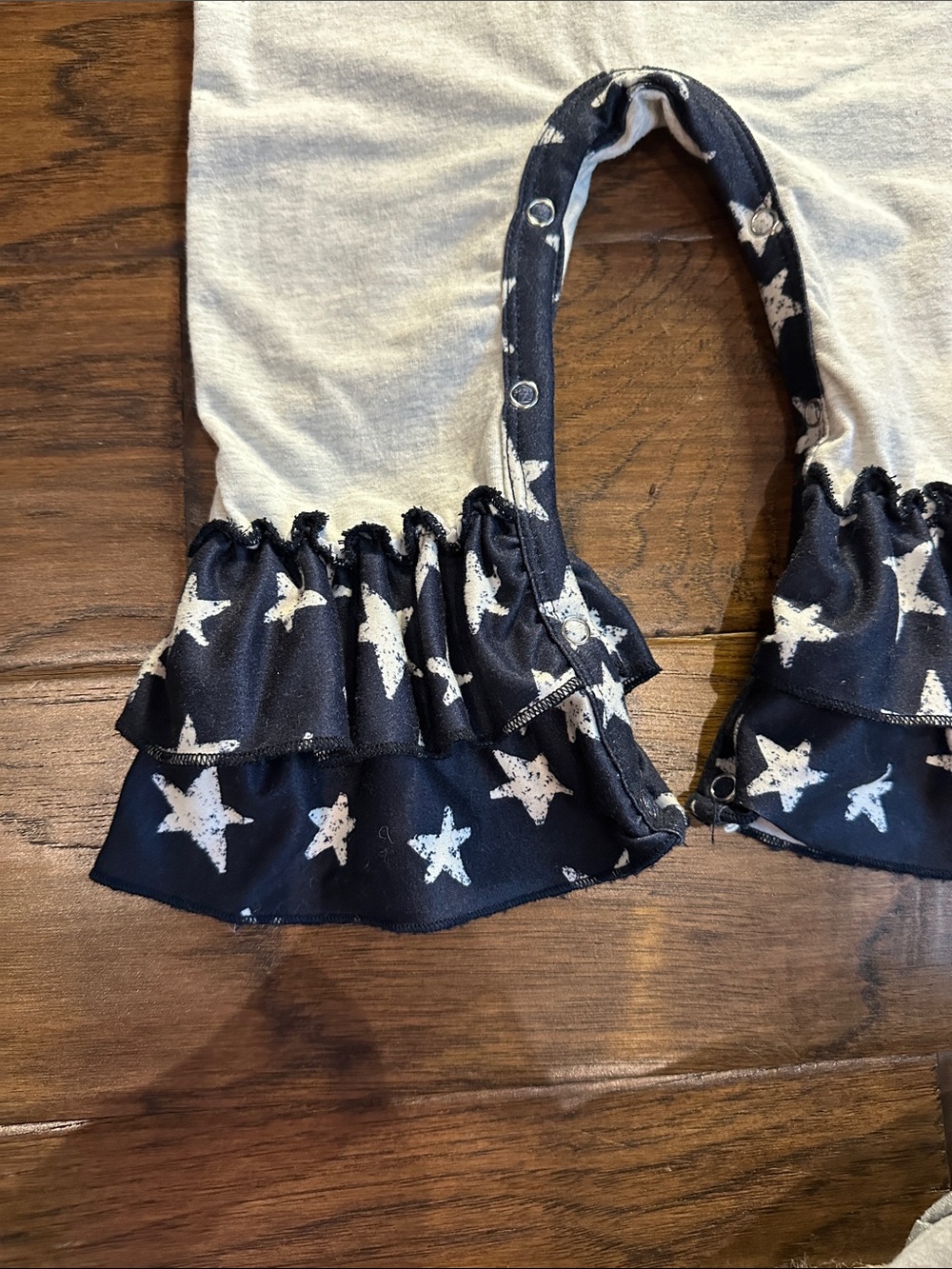 ‘Best Year Ever' Ruffle Romper - Picture 4 of 5